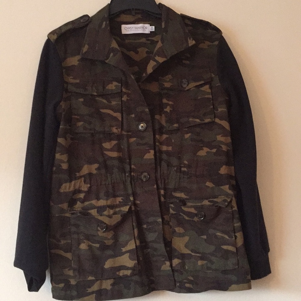 Gypsy warrior camp button up with black sleeves
